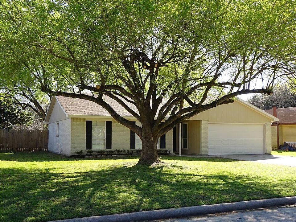 1st image of 8314 Snail Hollow Dr