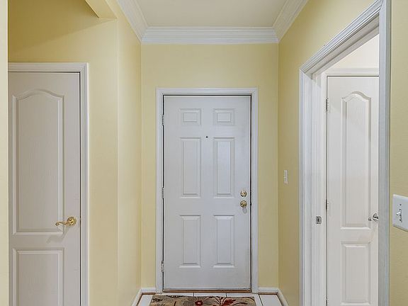 5th image of 20901 Cedarpost Sq Unit 203