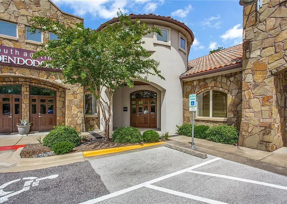 2500 W William Cannon Dr #607-B