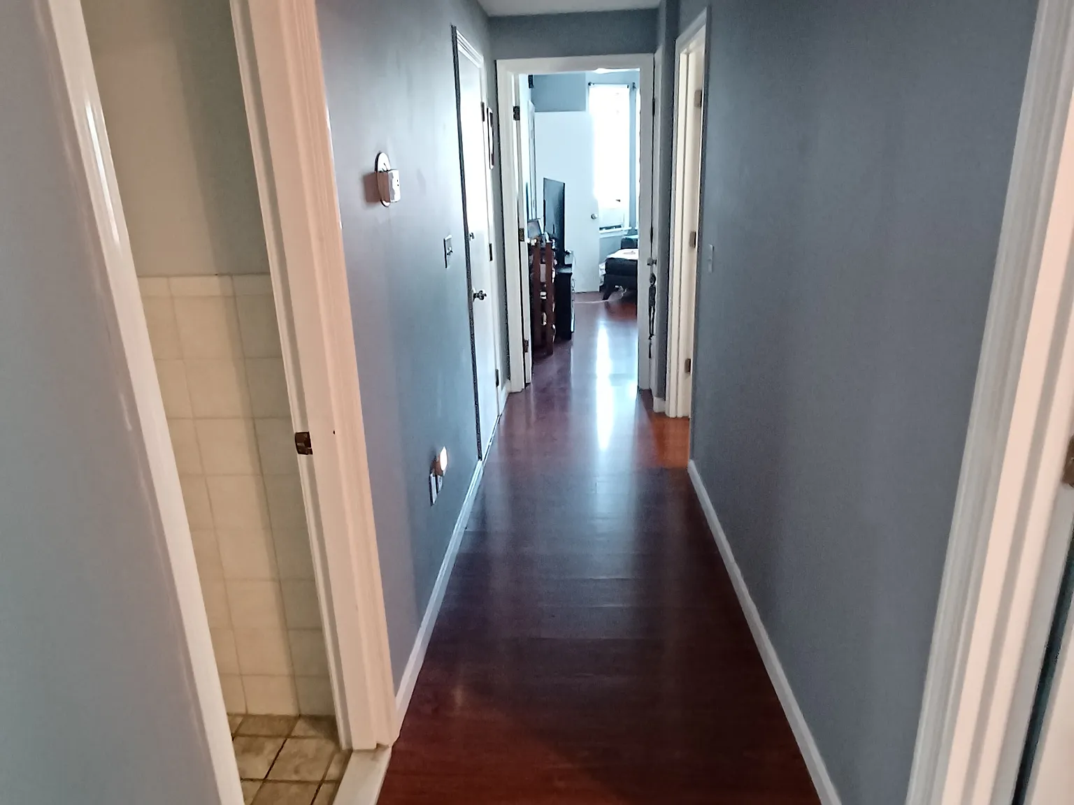 339 Chelsea St — Photo 4