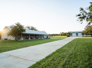 129 Comanche Rdg, Johnson City, TX 78663