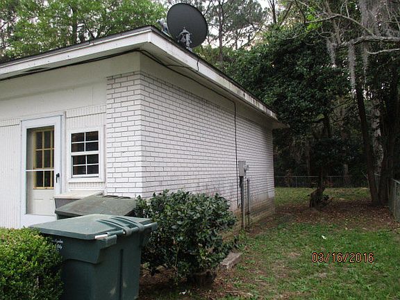 3rd image of 1504 Hawthorne Ave