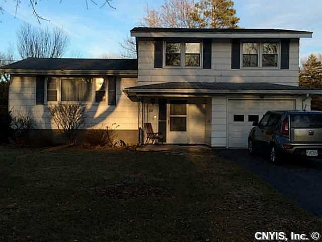 2nd image of 217 Longmeadow Dr