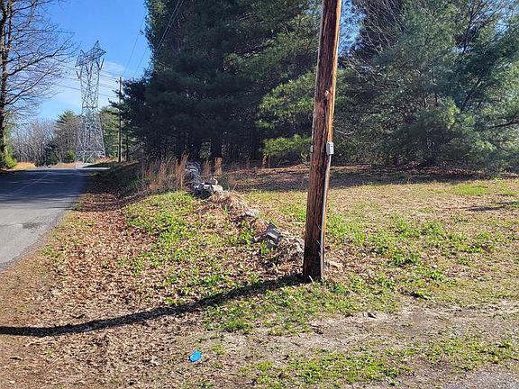 4th image of 1957 Milk Rd