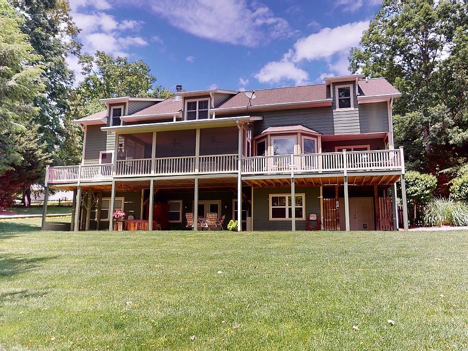 1355 Crystal Ln, Hiawassee, GA 30546 MLS 325578 Zillow