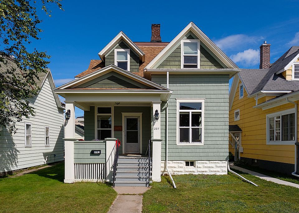 1st image of 227 E Harvey St