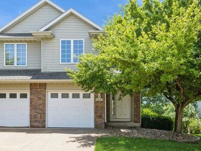 1539 Ranier Dr, Iowa City, IA, 52246
