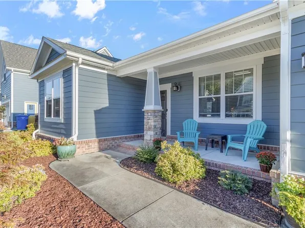 317 Wisdom Path, Chesapeake, VA 23322