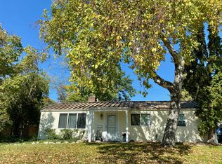 604 Cressfield Ln, Ann Arbor, MI 48103