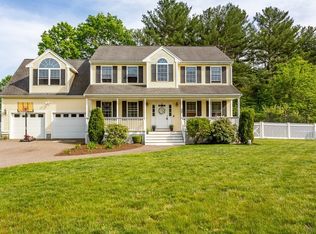 32 Christinas Path, Raynham, MA 02767