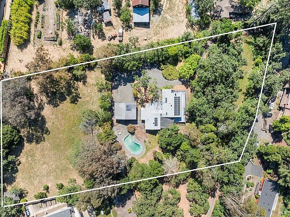 4th image of 5715 Melita Road