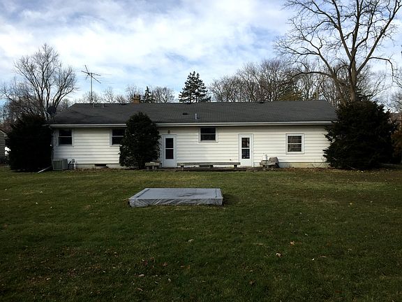 2nd image of 230 Evergreen Dr