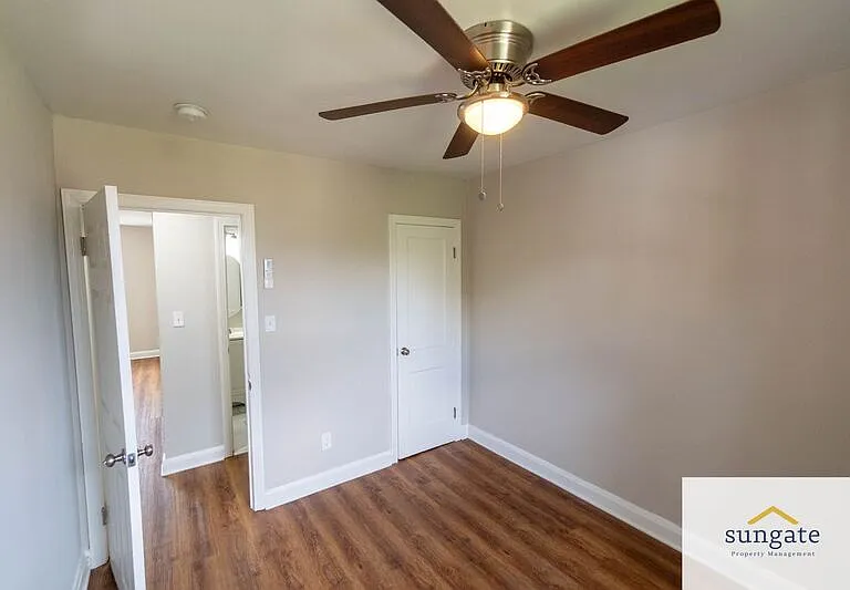 1410 Dartmouth Ave #2 — Photo 8