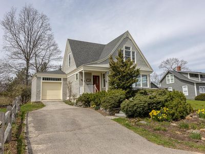 9 Rocky Point Ln, Cape Elizabeth, ME, 04107