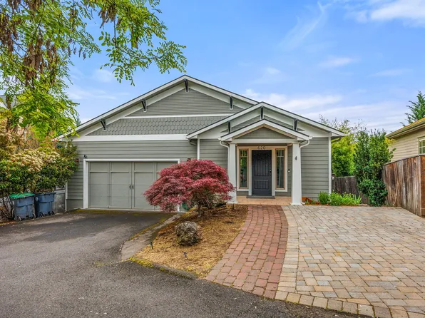 620 Cardwell Ct, Jacksonville, OR 97530