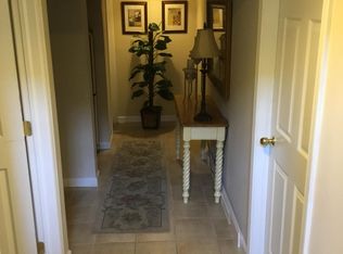 11 Cribbins Ave #B, Shelton, CT 06484