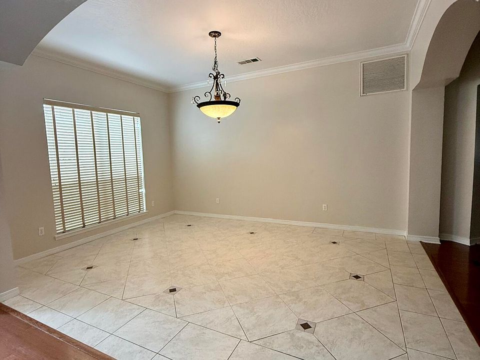 1st image of 790 Barley Port Ln #790