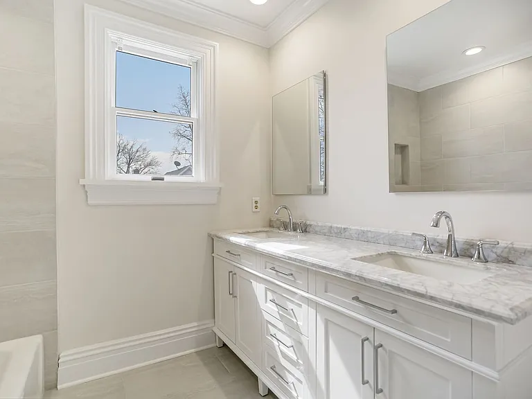 2nd Level - Brand New Full Bathroom
