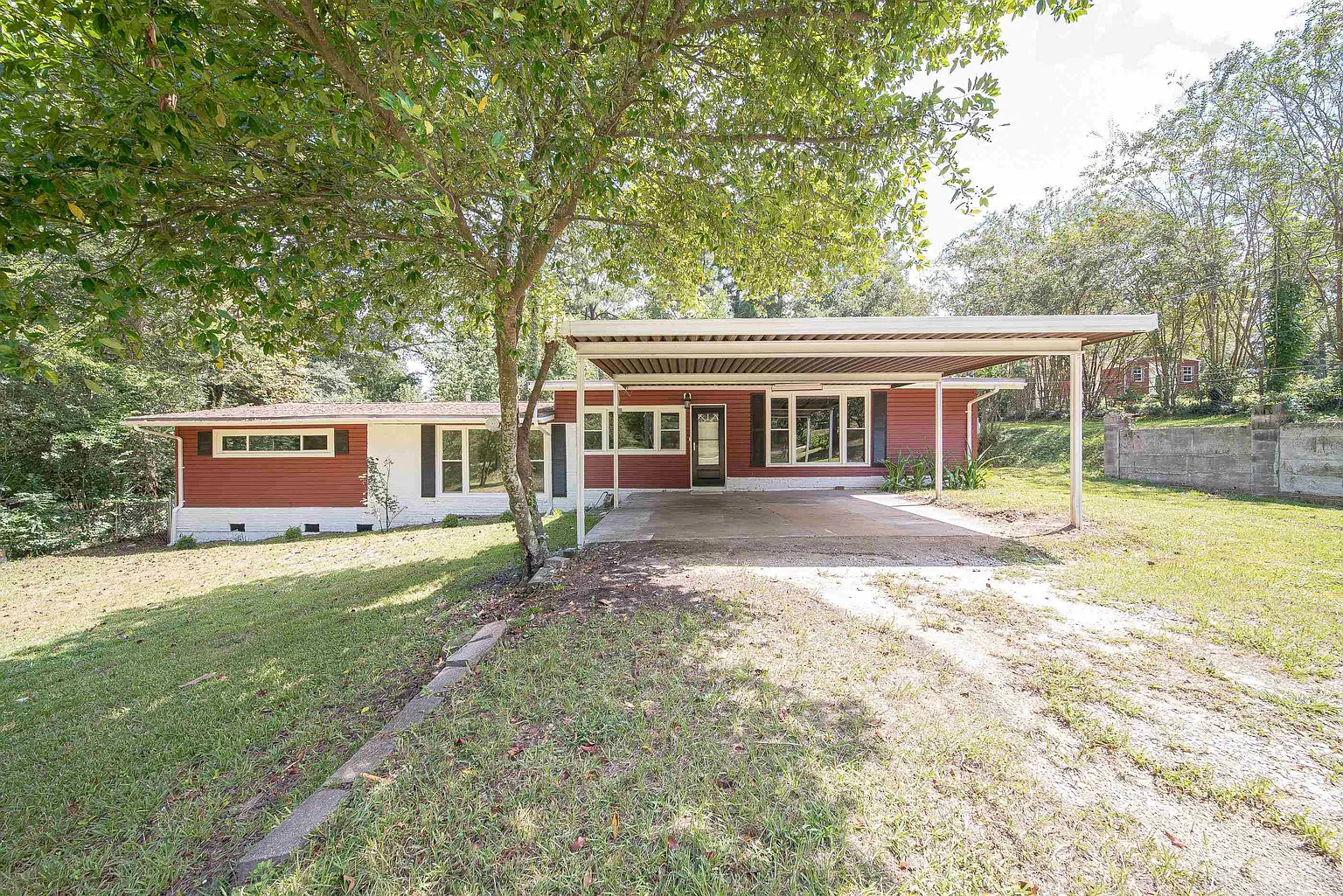 2972 Grant Rd photo 1