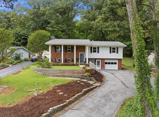 1025 S Seminole Dr, Chattanooga, TN 37412