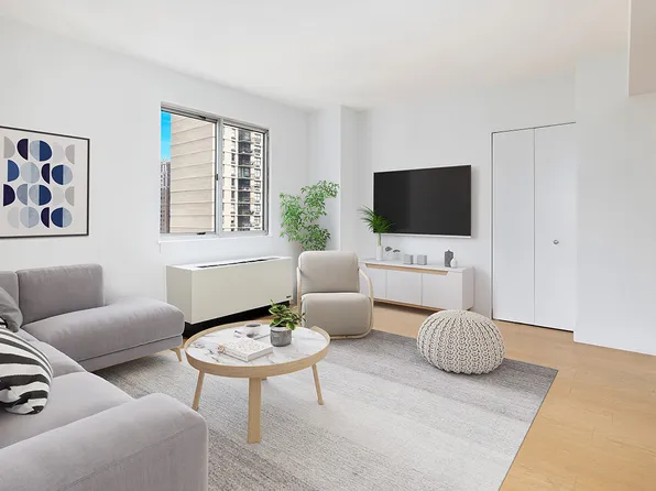 308 East 38th Street image 2 of 10