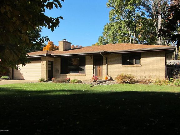 2nd image of 1547 Timberlane Dr