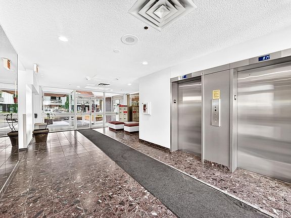 5th image of 11211 85th St NW #706