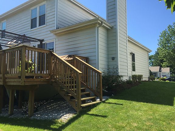 Deck steps/ garage side door