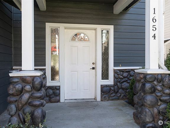 4th image of 1654 Cottman Avenue