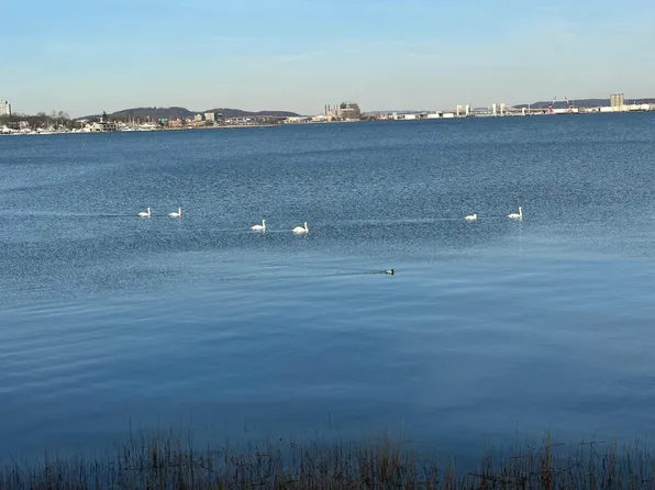 (undisclosed Address), West Haven, CT 06516