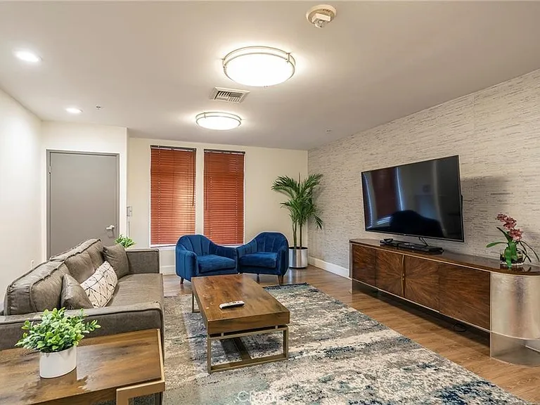 388 E Ocean Blvd #509 — Photo 19