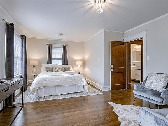 3rd image of 4132 Harrison St