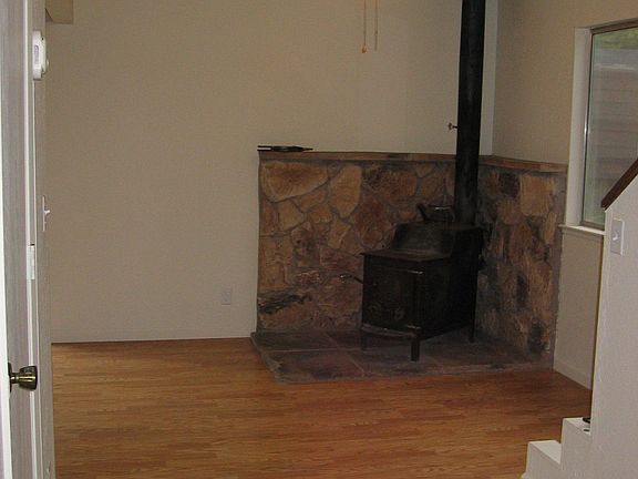 2nd image of 8283 Church St