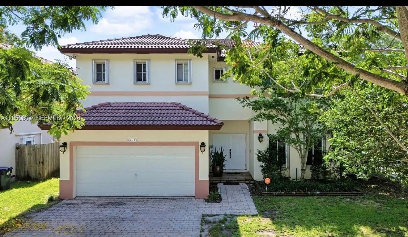 Silver Palm Homes — Photo 1