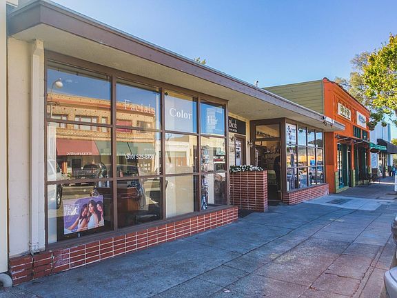 2nd image of 1564 Solano Ave