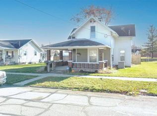 527 W South St, Winchester, IN 47394
