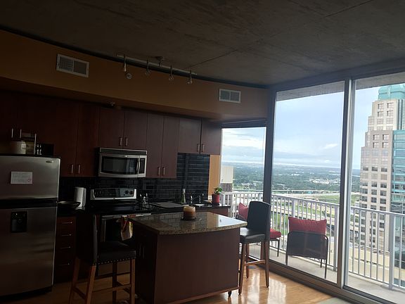 4th image of 155 Court Ave #2406