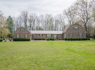 102 Short Springs Rd, Tullahoma, TN 37388