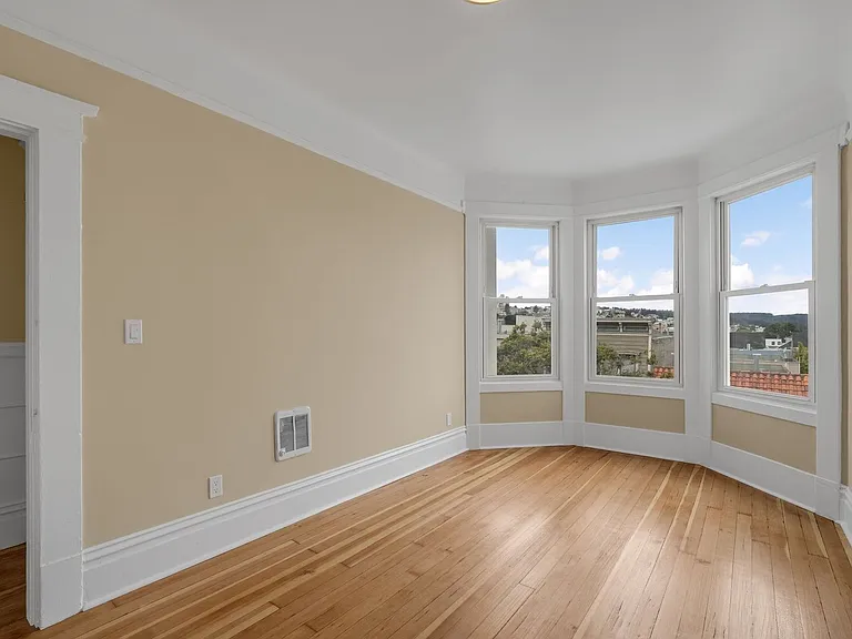 2736-2758 Franklin Street — Photo 18