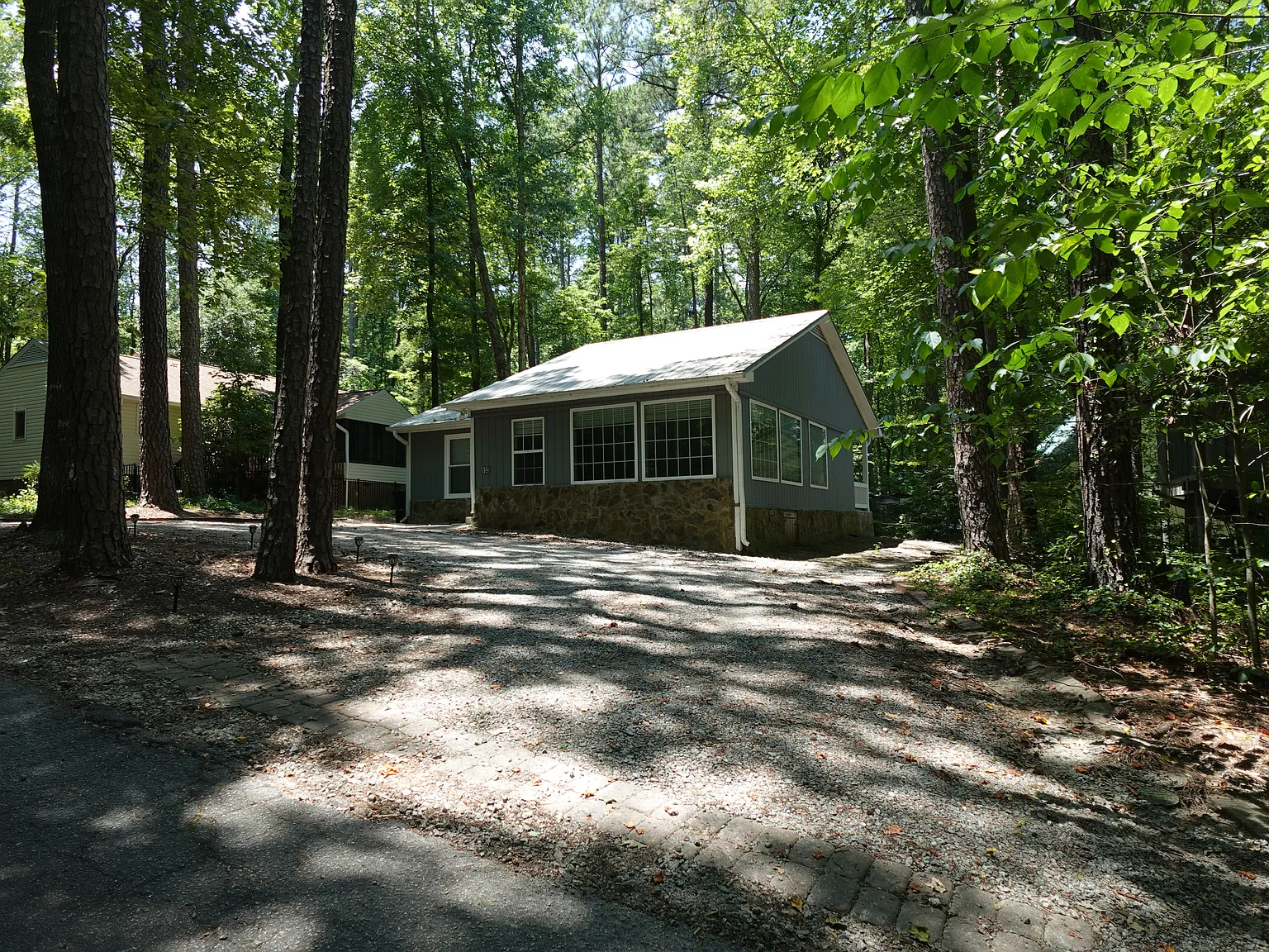 853 Eagles Nest Dr — Photo 2