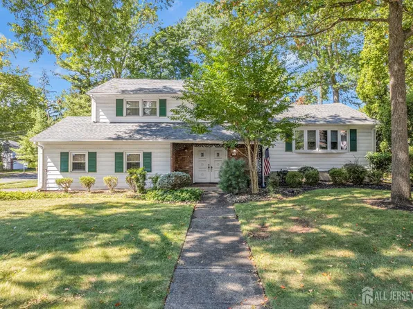 151 Mundy Ave, Edison, NJ 08820