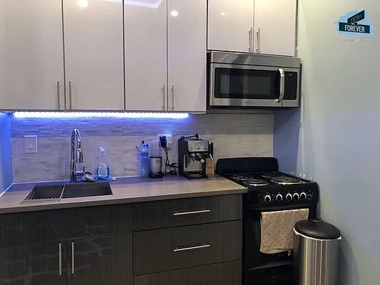 Rented by Fifth & Forever LLC | media 48