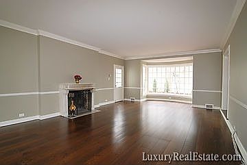 2nd image of 1424 Forest Ave