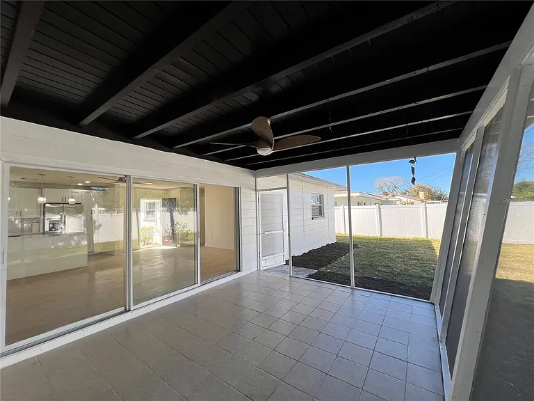 2502 Tropical Shores Dr SE — Photo 25