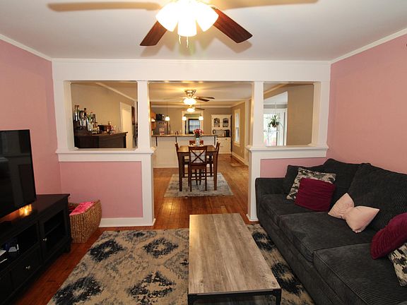 2nd image of 305 Residence St