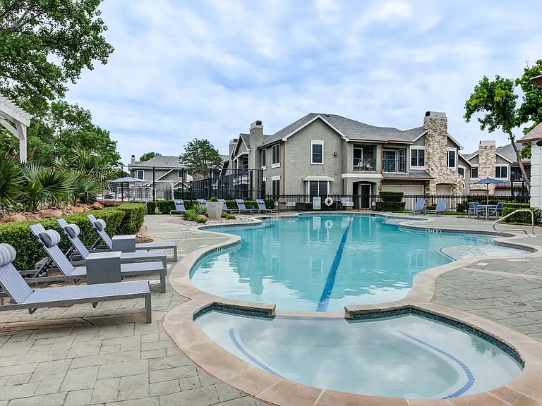 Resort Style Swimming Pool