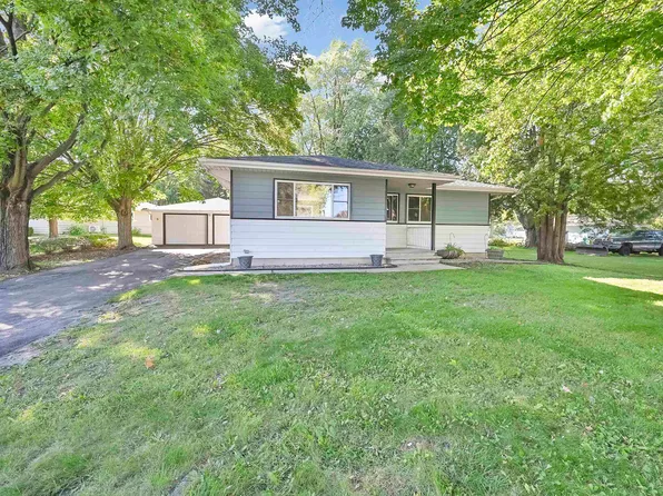 128 S 7th Ave, Winneconne, WI 54986