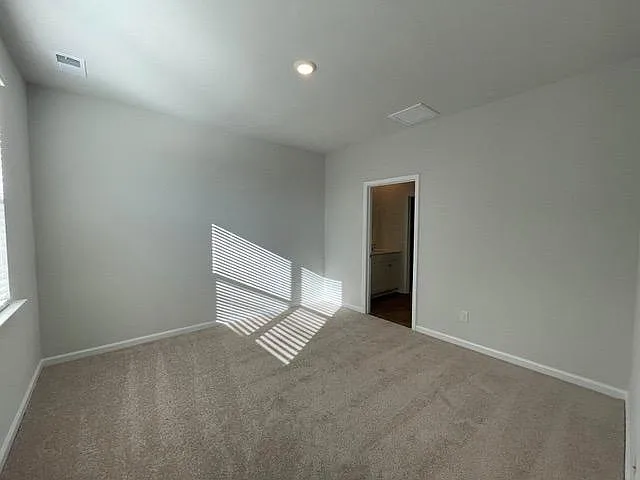 Unit Photo