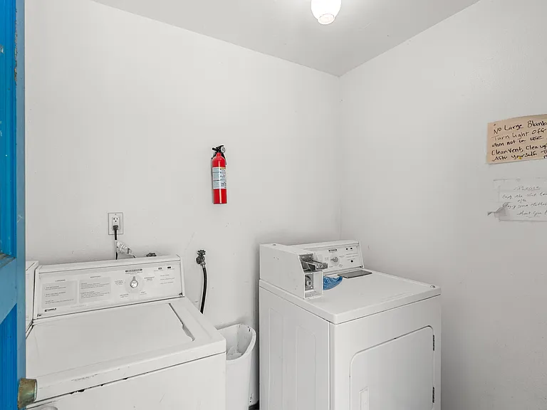 716 N Scammel St #4 — Photo 17