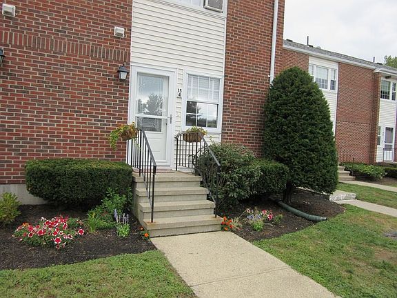 2nd image of 41 Foundry St APT 15-4